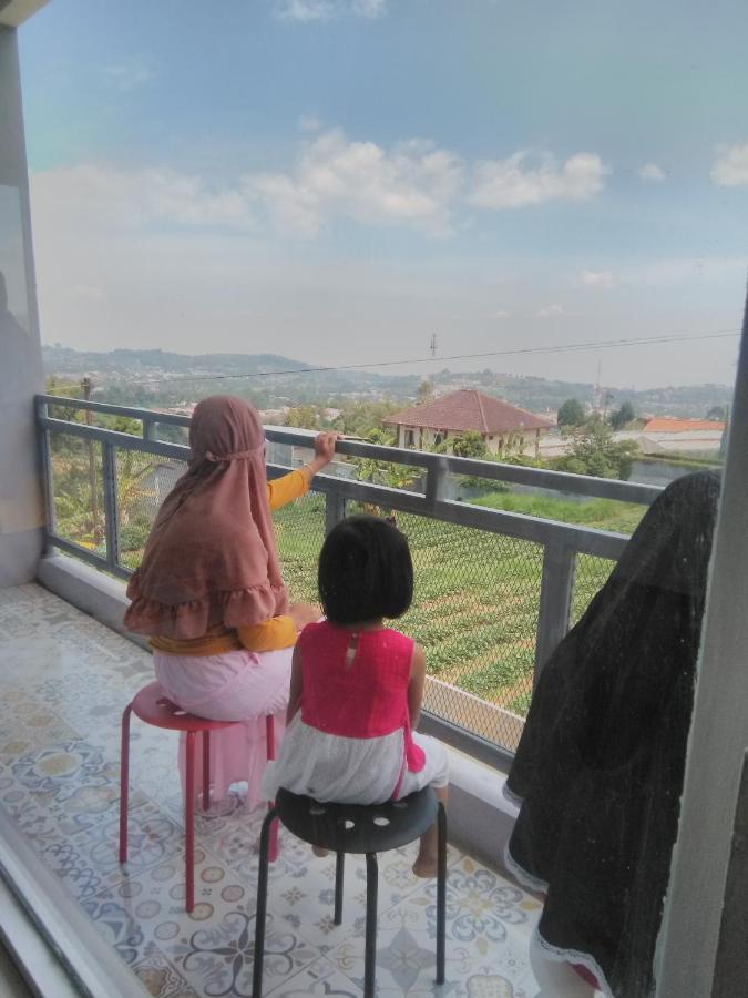 Syariah Runia Villa Lembang Esterno foto